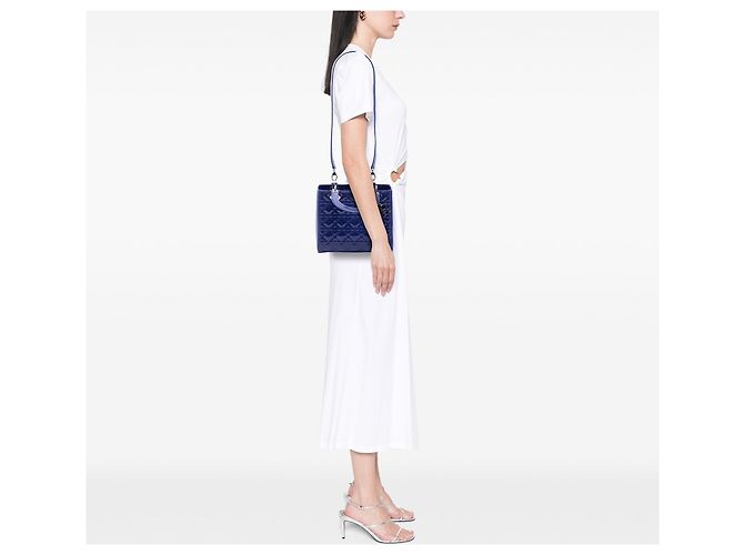 Borsa Lady Dior Medium in pelle vernice Cannage Blu - vista 6