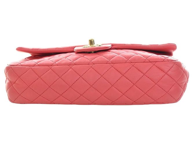 Bolso de hombro Chanel Medium Classic Single Flap de piel de cordero rosa con dijes de corazón de San Valentín - vista 3