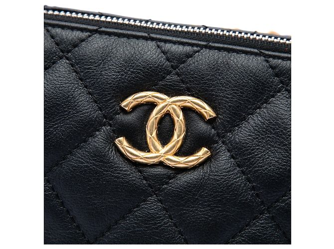Borsa Bowling Satchel Chanel Mini CC in Pelle di Agnello Matelassé Nera Nero - vista 5