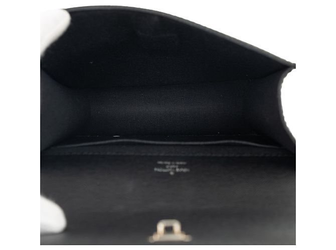 Borsa a tracolla Louis Vuitton Taiga Pochette Kurgan Nera Nero - vista 4