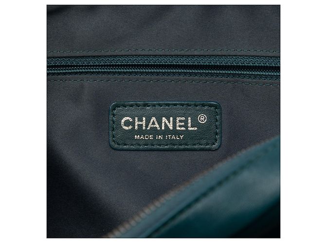 Borsa a tracolla Chanel Citizen con patta a zip in pelle d'agnello matelassé Large, Verde - vista 5