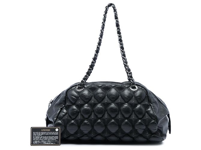 Borsa Bowling Chanel in pelle d'agnello matelassé bubble nera Nero - vista 6