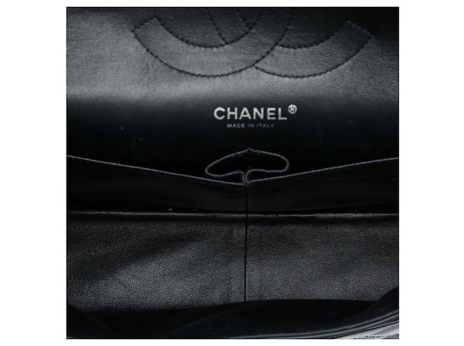 Borsa a tracolla Chanel Jumbo Classic Double Flap in vernice striata verde - vista 4