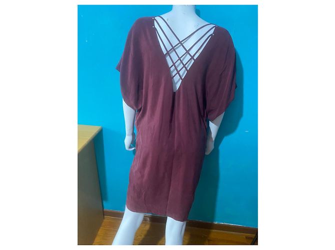 Vestido corto de seda burdeos Ikks - vista 5