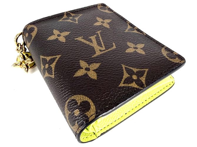Louis Vuitton Bi-fold Wallet Brown Yellow - view 3