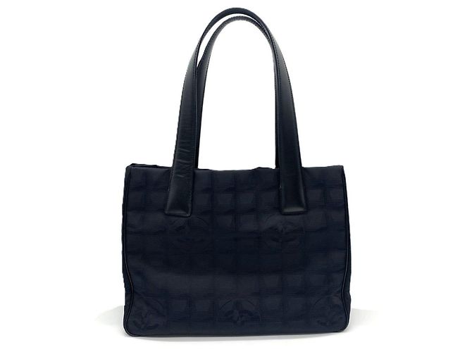 Borsa a tracolla Chanel New Travel Line Tote PM Nero - vista 2