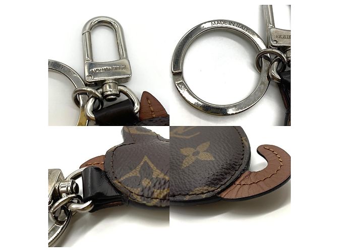 Louis Vuitton Monogram Portefeuille Animal Dog Keychain - vista 3