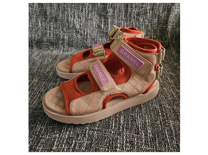 Sandali platform Chanel in pelle matelassé e camoscio Beige Arancione - vista 5
