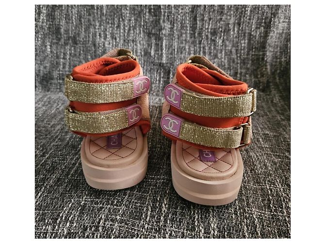 Sandali platform Chanel in pelle matelassé e camoscio Beige Arancione - vista 8