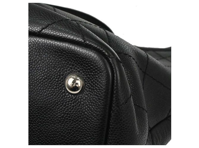 Chanel Fever Tote Quilted Caviar Medium Nero - vista 7