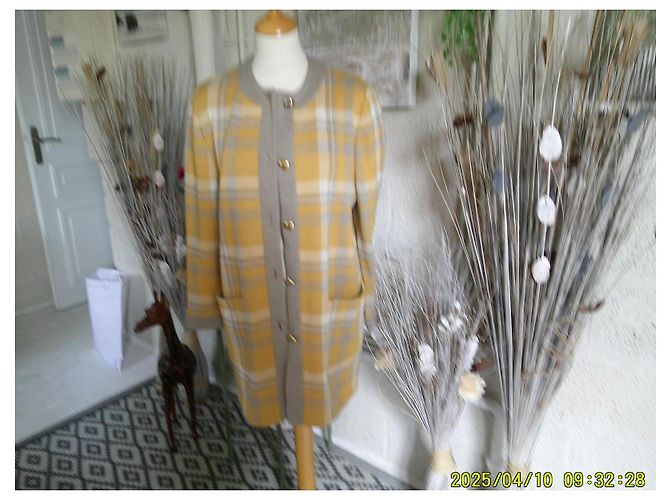 Autre Marque Devernois gelb-grau karierte Strickjacke aus Wolle Beige - Ansicht 4