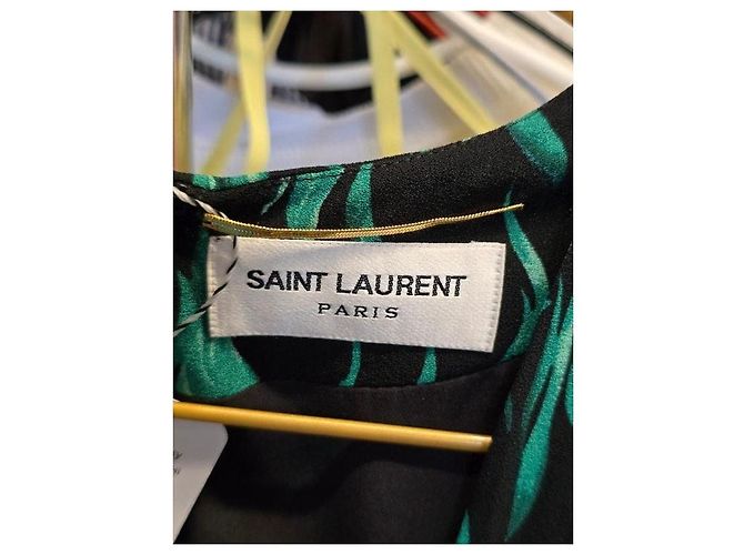 Saint Laurent schwarzes figurbetontes Kleid mit V-Ausschnitt Größe S gebraucht - Ansicht 5