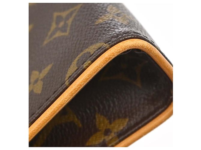Louis Vuitton Florentine Waist Monogram Canvas medium Marrom - vista 7