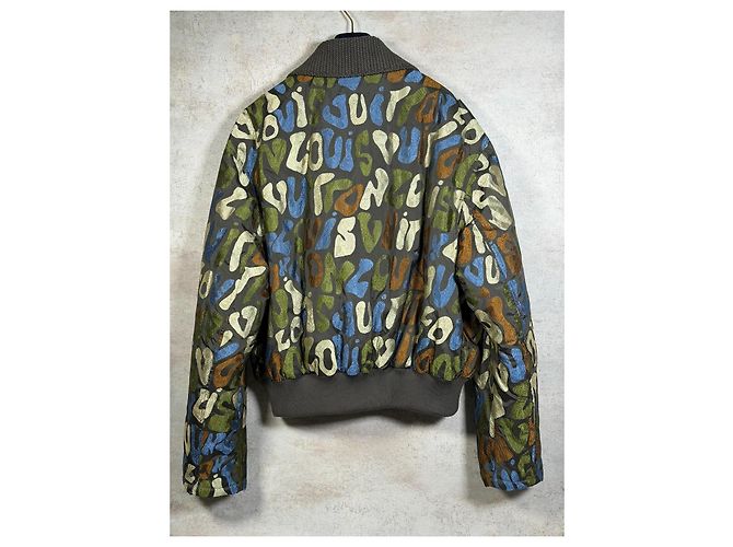 Louis Vuitton Bomber Graphique Multicolore T50 Nuovo Marrone Bianco Blu Verde scuro - vista 3