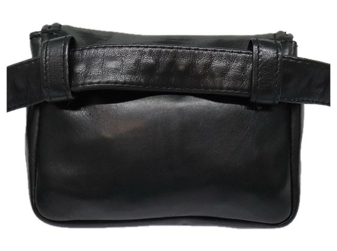Ceinture enveloppe à chaîne Chanel en veau matelassé Noir - vue 2