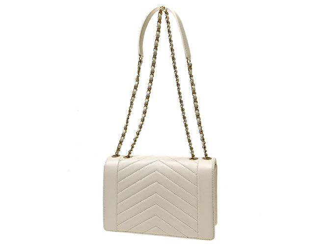 Chanel Reserved Flap Bag aus Lammleder Chevron Weiß - Ansicht 2