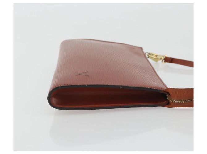 Louis Vuitton Pochette Accessoires Epi Medium Marrone - vista 3