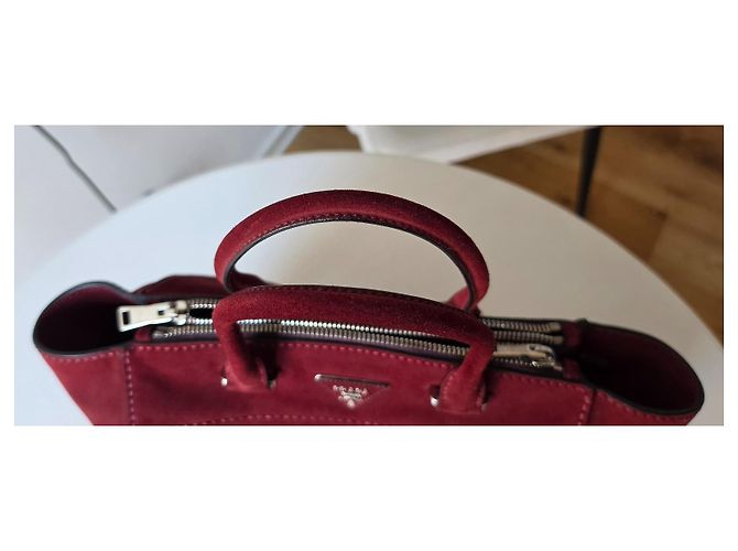 Borsa Prada in camoscio bordeaux Bordò - vista 3