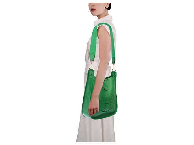 Hermès Bolsa HERMES Evelyne em Couro Verde - 103861 - vista 13