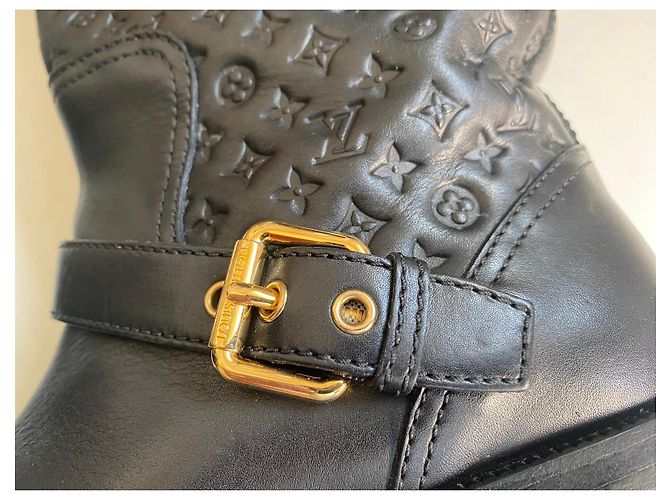 Botas Louis Vuitton de cuero negro - vista 4