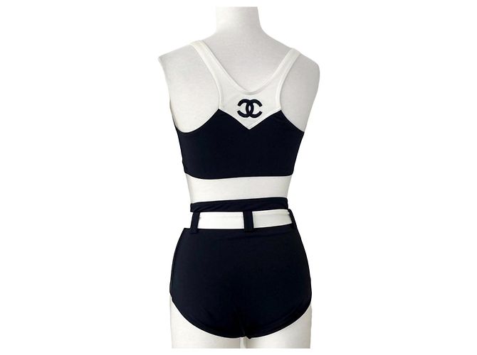 Chanel Costume da Bagno Due Pezzi con Logo CC Nero Bianco - vista 3