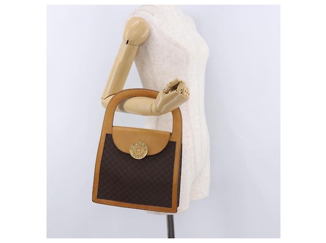 Céline CELINE Macadam Canvas Medallion Hand Bag PVC Leather Brown Gold - vista 23