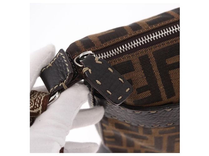 FENDI Zucca Canvas Celesia Shoulder Bag Brown Silver 8BT109 - vista 14