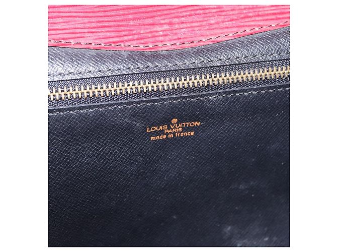 LOUIS VUITTON Epi Montaigne 27 Clutch Bag Red M52657 LV - vista 17