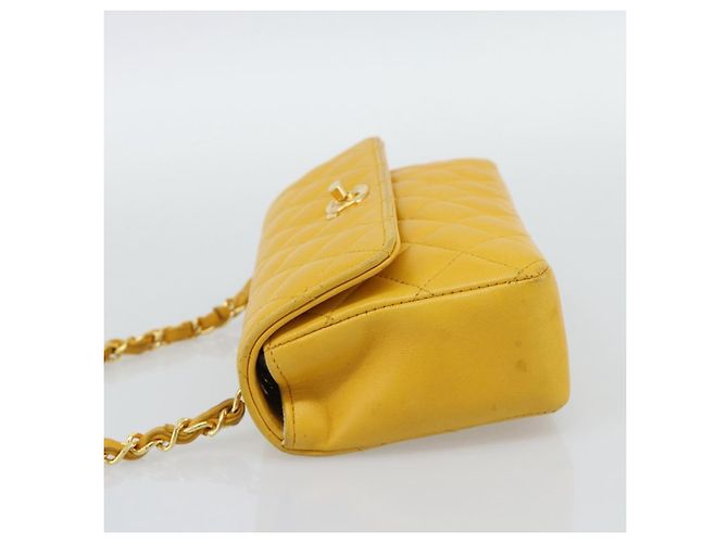 CHANEL Matelasse Chain Shoulder Bag Lamb Skin Yellow Gold CC - vista 4