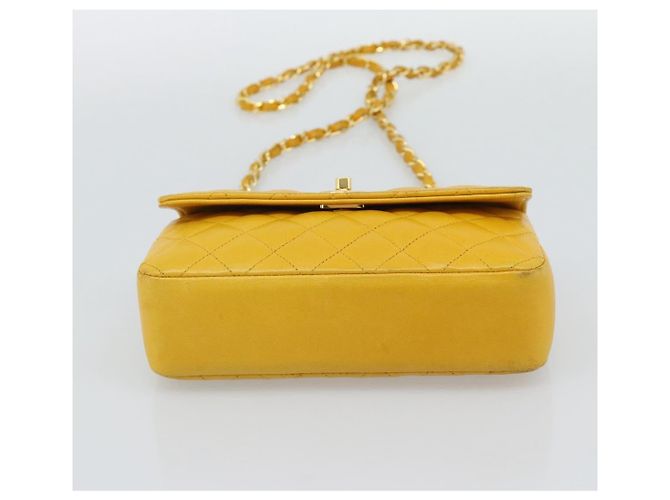 CHANEL Matelasse Chain Shoulder Bag Lamb Skin Yellow Gold CC - vista 9