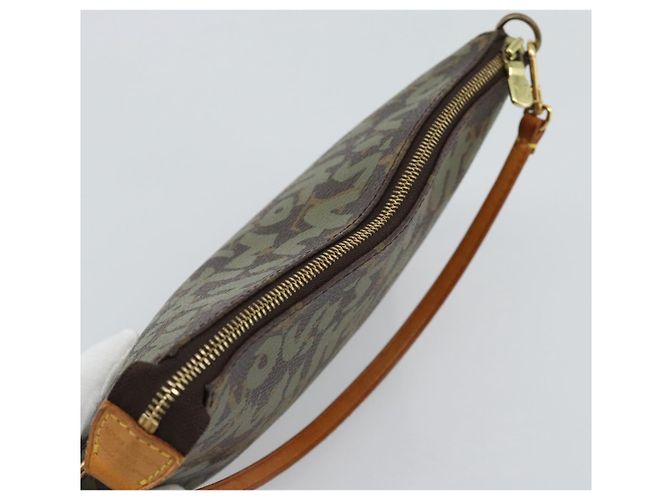 LOUIS VUITTON Monogram Graffiti Pochette Accessoires Khaki M92191 - vista 6