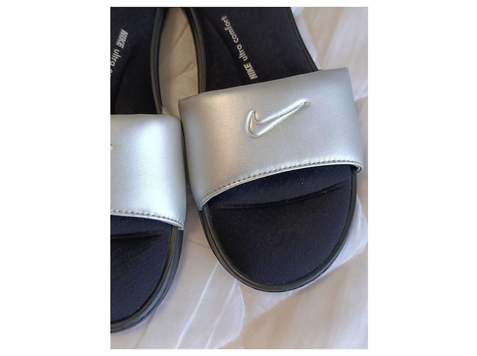 Nike Ultra Comfort 3 Ciabatte Argento Nero Silver hardware - vista 6