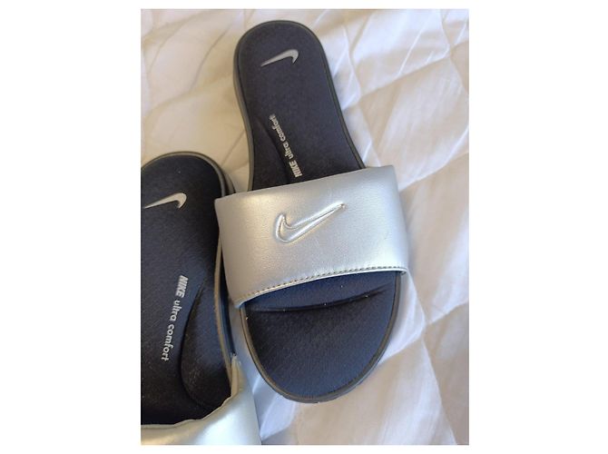 Nike Ultra Comfort 3 Ciabatte Argento Nero Silver hardware - vista 9