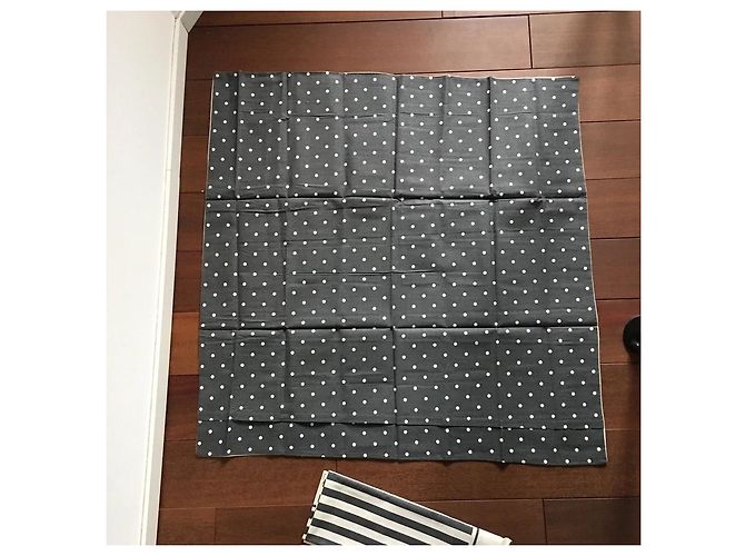 Lot de 2 Taies d'oreiller carrées Cacharel Grises et Blanches - vue 3