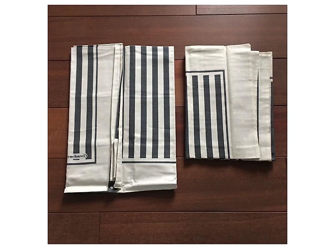 Lot de 2 Taies d'oreiller carrées Cacharel Grises et Blanches - vue 6