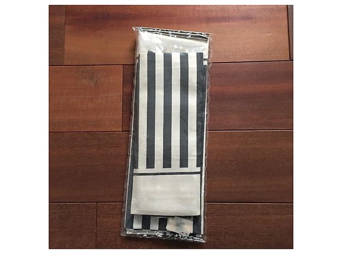 Lot de 2 Taies d'oreiller carrées Cacharel Grises et Blanches - vue 8