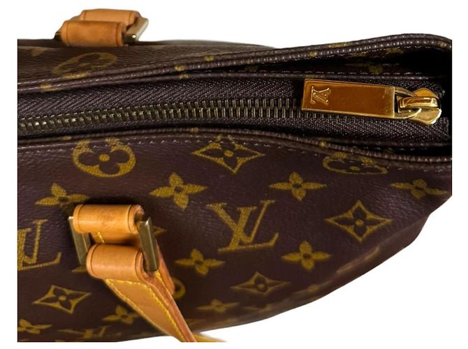 Borsa Cabas Mezzo Monogram Louis Vuitton Marrone - vista 17