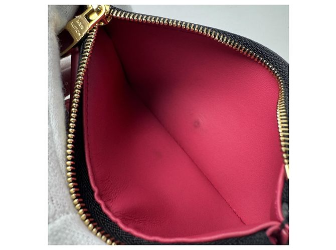 Louis Vuitton Portefeuille Capucines Compact Wallet Nero Rosa - vista 7