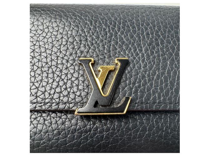 Louis Vuitton Portefeuille Capucines Compact Wallet Nero Rosa - vista 9