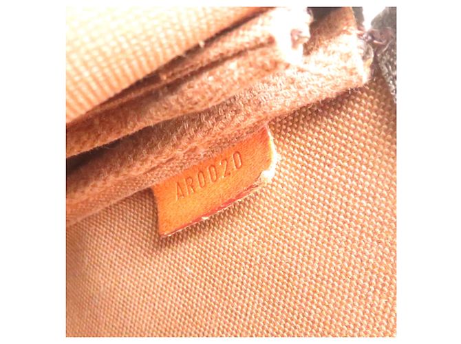 Louis Vuitton Pochette Accessoires Handtasche Braun - Ansicht 8