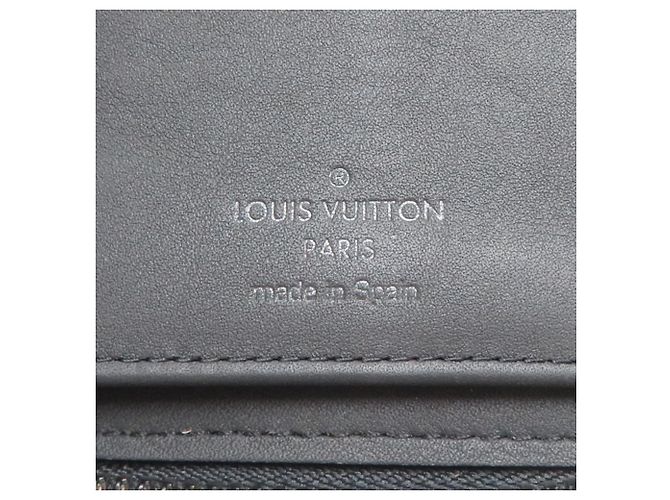 Louis Vuitton Zippy Wallet aus schwarzem Taurillon-Leder - Ansicht 8