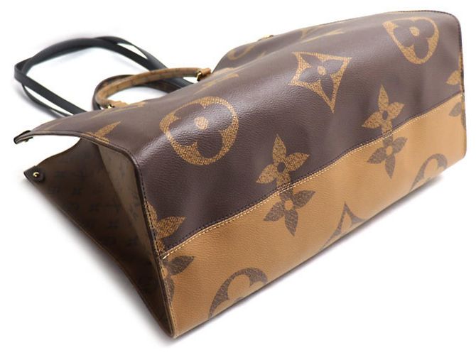 Borsa Tote Louis Vuitton OnTheGo GM Marrone - vista 3
