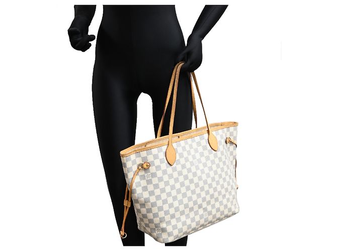 Borsa Tote Louis Vuitton Neverfull MM Bianco - vista 9