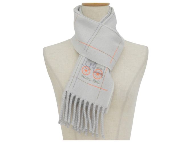 Hermès Stola in cashmere grigio chiaro Hermes - vista 2