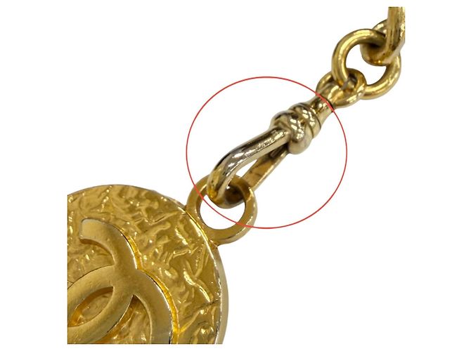 Chanel Vintage Leder-Kettengürtel mit Coco Mark Medaillen-Motiv Schwarz Golden - Ansicht 8