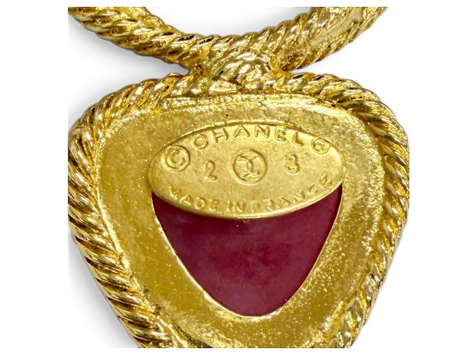 Spilla Chanel Vintage 28 Gripoix Rosso D'oro - vista 5