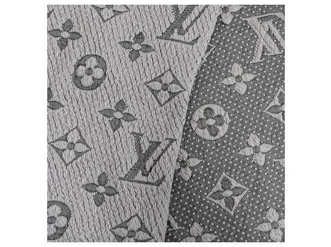 Louis Vuitton M74742 Stola in lana e seta - vista 4