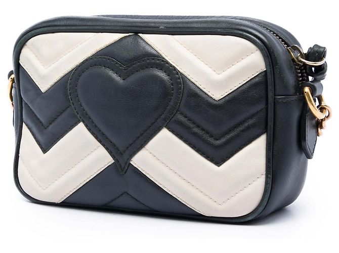Gucci Mini Borsa a Tracolla GG Marmont in Pelle Matelassé Nera - vista 2