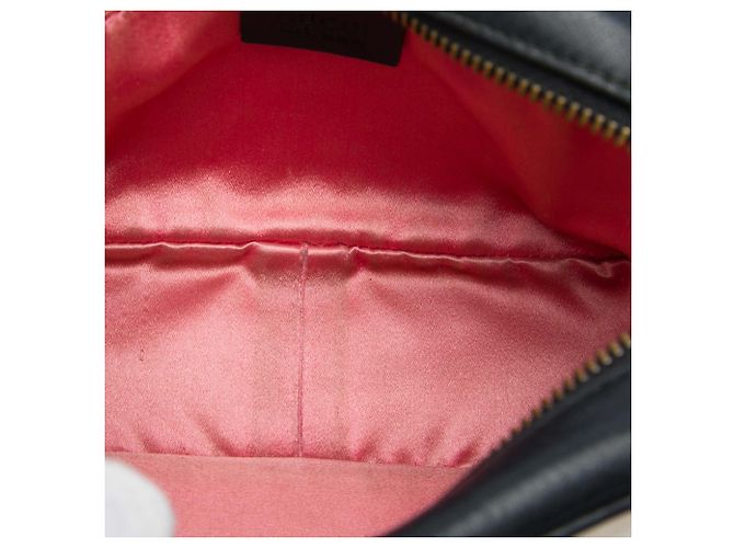 Gucci Mini Borsa a Tracolla GG Marmont in Pelle Matelassé Nera - vista 4