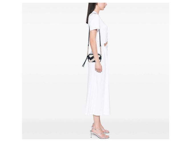 Gucci Mini Borsa a Tracolla GG Marmont in Pelle Matelassé Nera - vista 6